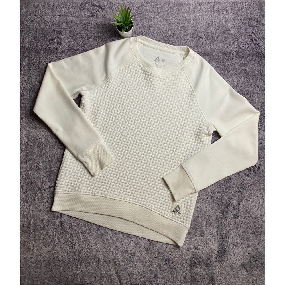 Rebook White Quilted Sweatshirt Medium